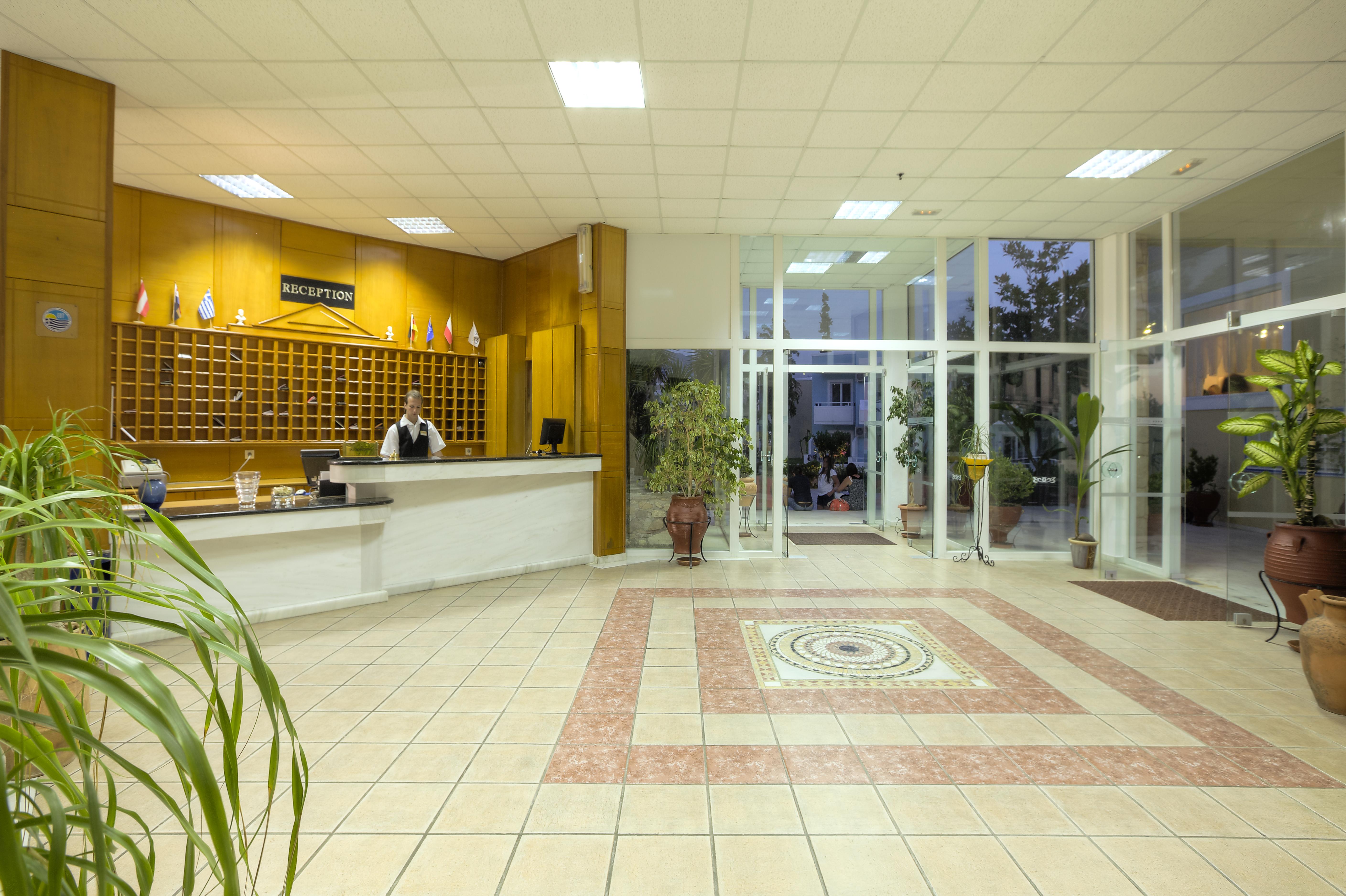Corali Hotel Тигаки Экстерьер фото