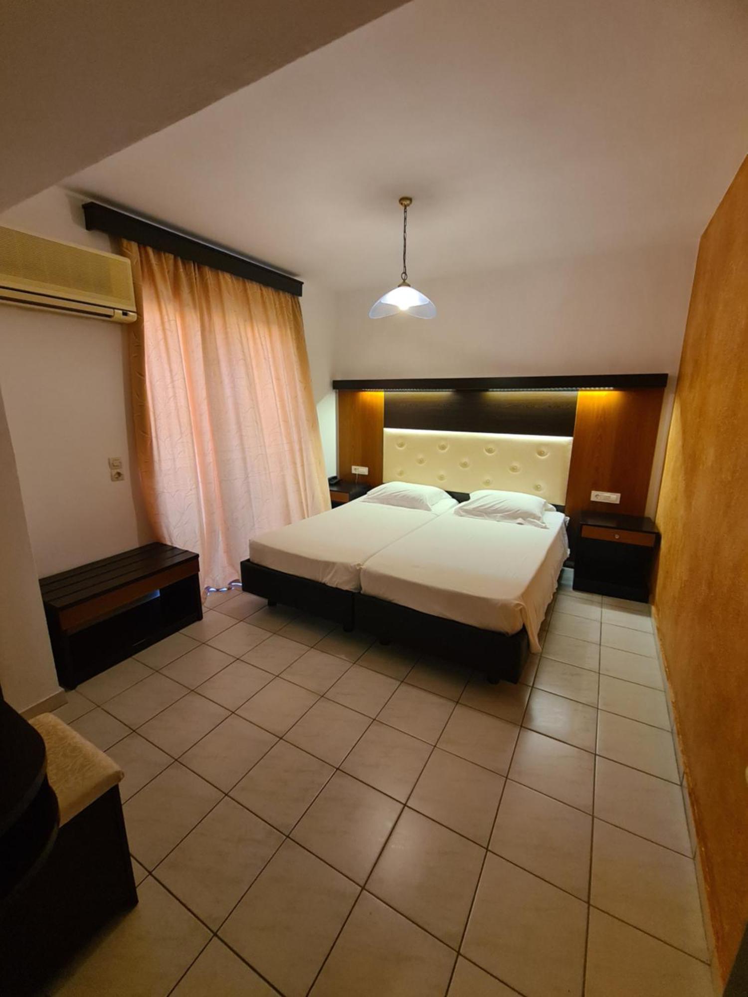 Corali Hotel Тигаки Экстерьер фото